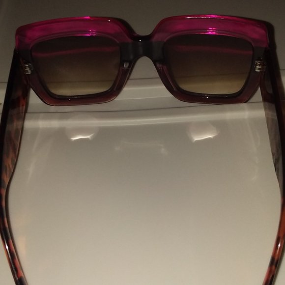 Oversized Leopard Print Sunglasses - Picture 4 of 7